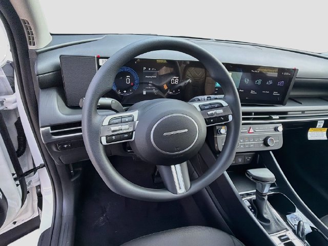 New 2026 Hyundai Tucson SE FWD image 11