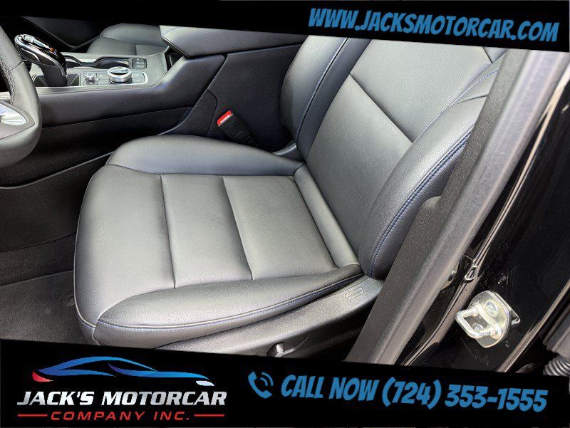 Used 2024 Cadillac XT4 Sport AWD/4WD image 28