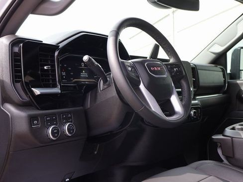 Certified 2025 GMC Sierra 2500 SLT AWD/4WD image 28