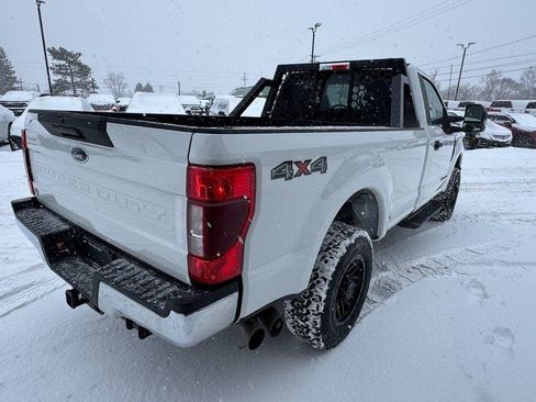 Used 2022 Ford F250 XLT AWD/4WD image 5