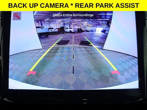 Used 2023 Jeep Grand Cherokee Limited w/ Black Appearance Package image 11