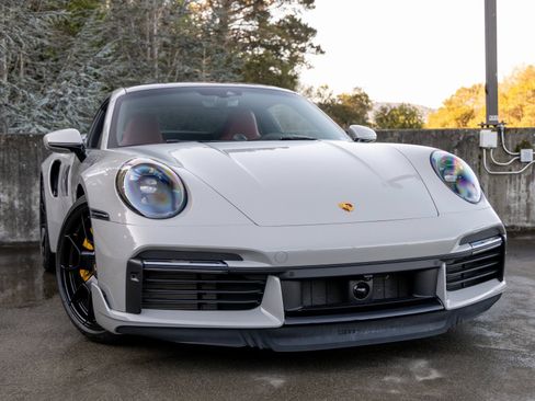 Certified 2024 Porsche 911 Turbo S image 9