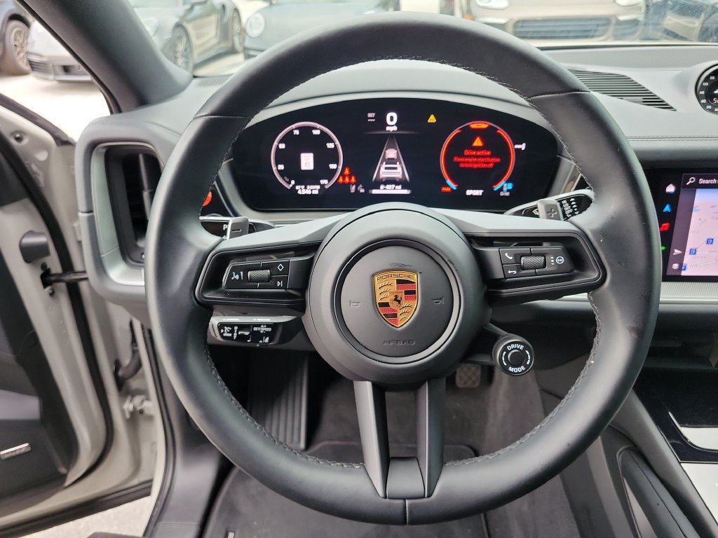 Certified 2026 Porsche Cayenne Coupe AWD/4WD image 33