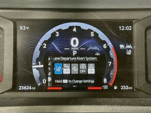 Certified 2025 Toyota 4Runner SR5 AWD/4WD image 14