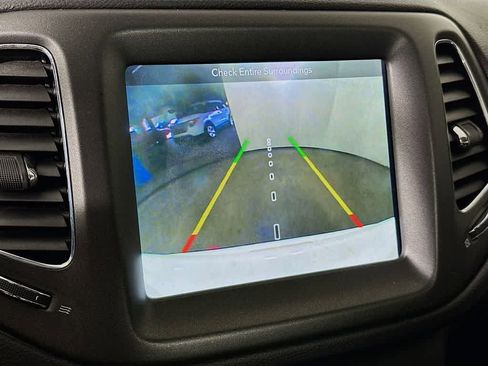 Used 2019 Jeep Compass Trailhawk w/ Cold Weather Group image 29