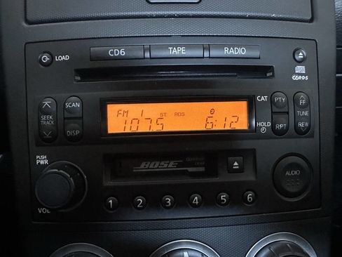 Used 2005 Nissan 350Z Touring image 29