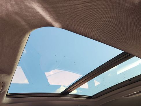 Used 2019 Audi e-tron Prestige image 26