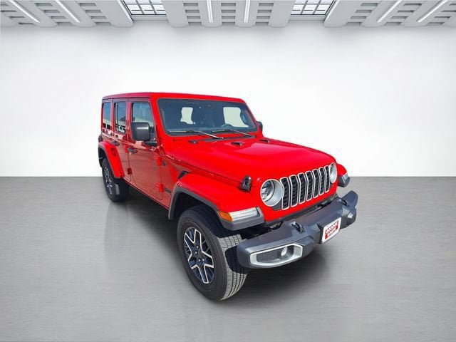 Used 2025 Jeep Wrangler Unlimited Sahara AWD/4WD image 2
