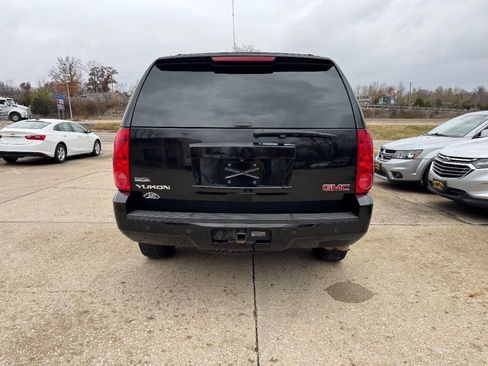 Used 2011 GMC Yukon SLT w/ SLT-2 Equipment Package image 7