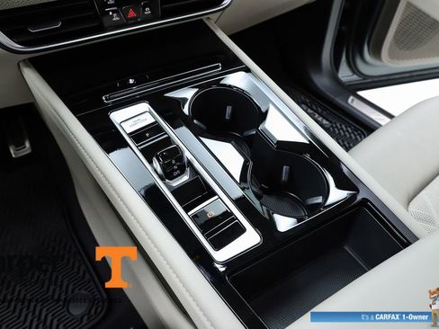 Used 2025 Volkswagen Atlas SEL Premium R-Line image 24