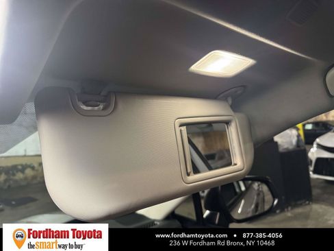 Used 2023 Toyota RAV4 LE AWD/4WD image 29