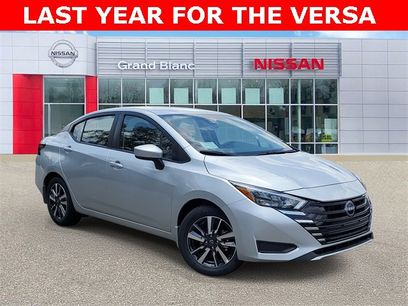 New 2025 Nissan Versa SV w/ Trunk Package