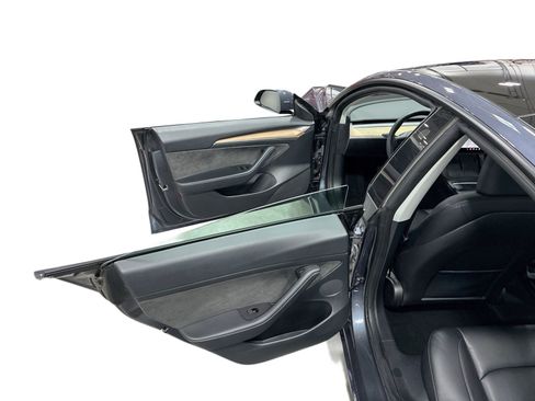 Certified 2023 Tesla Model 3 Standard Range RWD image 10