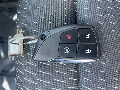 Used 2025 Chevrolet Equinox LT image 18