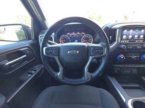 Used 2021 Chevrolet Silverado 1500 LT Trail Boss w/ Bed Protection Package image 28