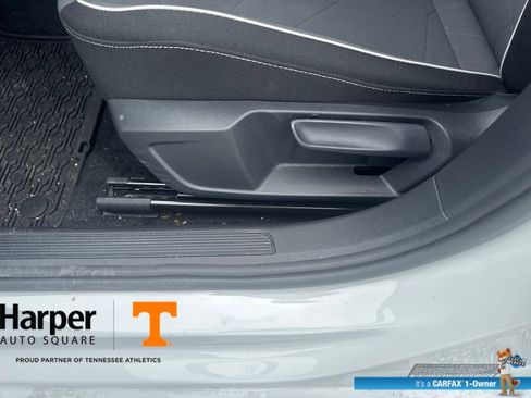 Used 2025 Volkswagen Jetta Sport FWD image 18