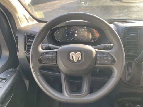 Used 2024 RAM ProMaster 2500 w/ Premium Convenience Group image 15