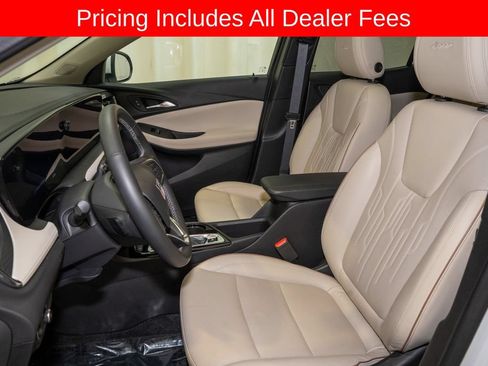Used 2025 Buick Encore GX Avenir w/ Avenir Convenience Package FWD image 12