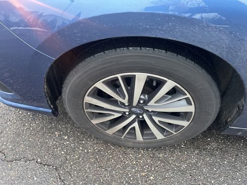 Used 2019 Subaru Legacy 2.5i Premium image 10