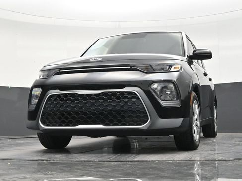 Used 2021 Kia Soul LX FWD image 27