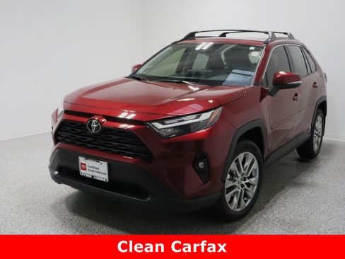 Used 2023 Toyota RAV4 XLE Premium image 2