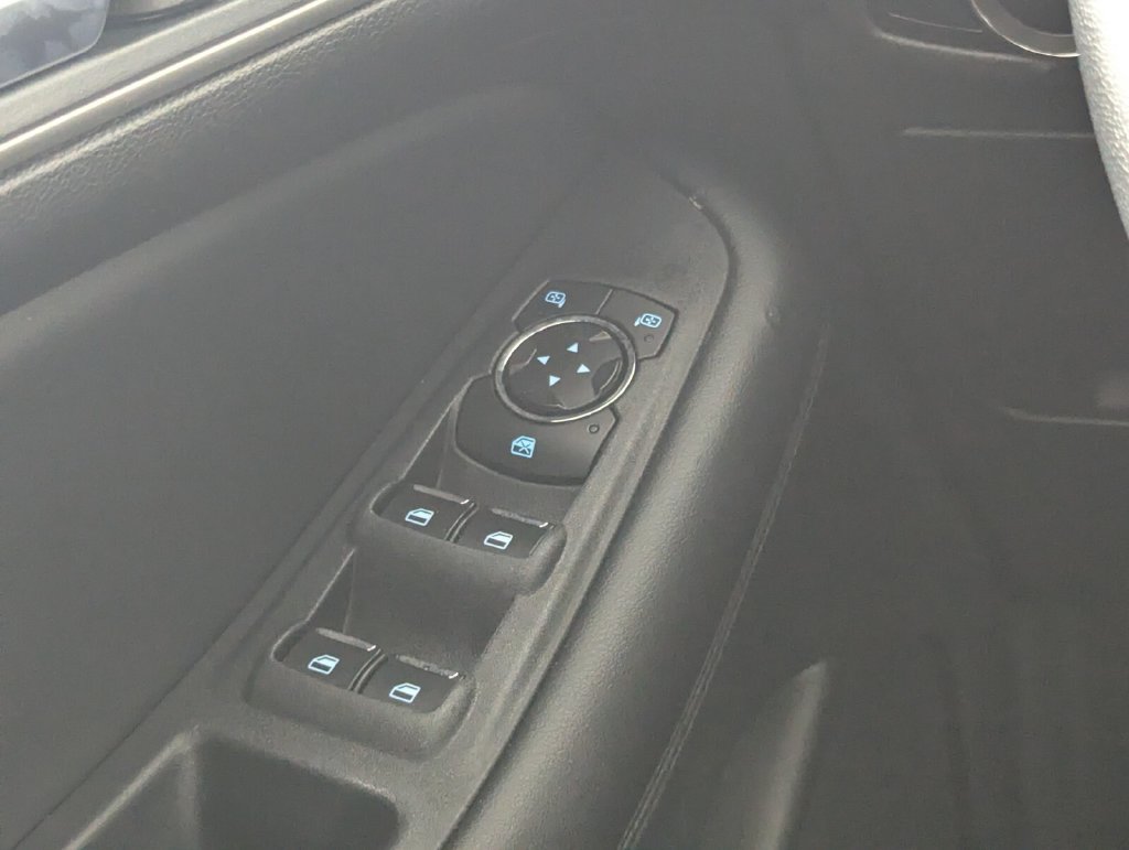 Used 2024 Ford Edge SEL AWD/4WD image 18