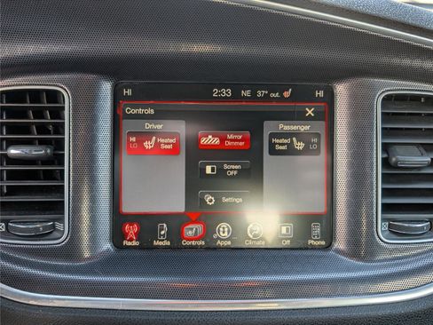 Used 2016 Dodge Charger SXT image 25