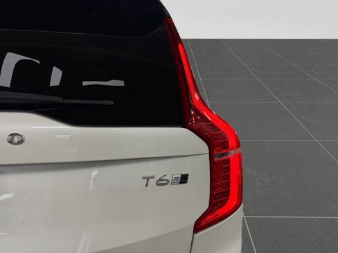 Used 2017 Volvo XC90 T6 R-Design w/ Vision Package image 45