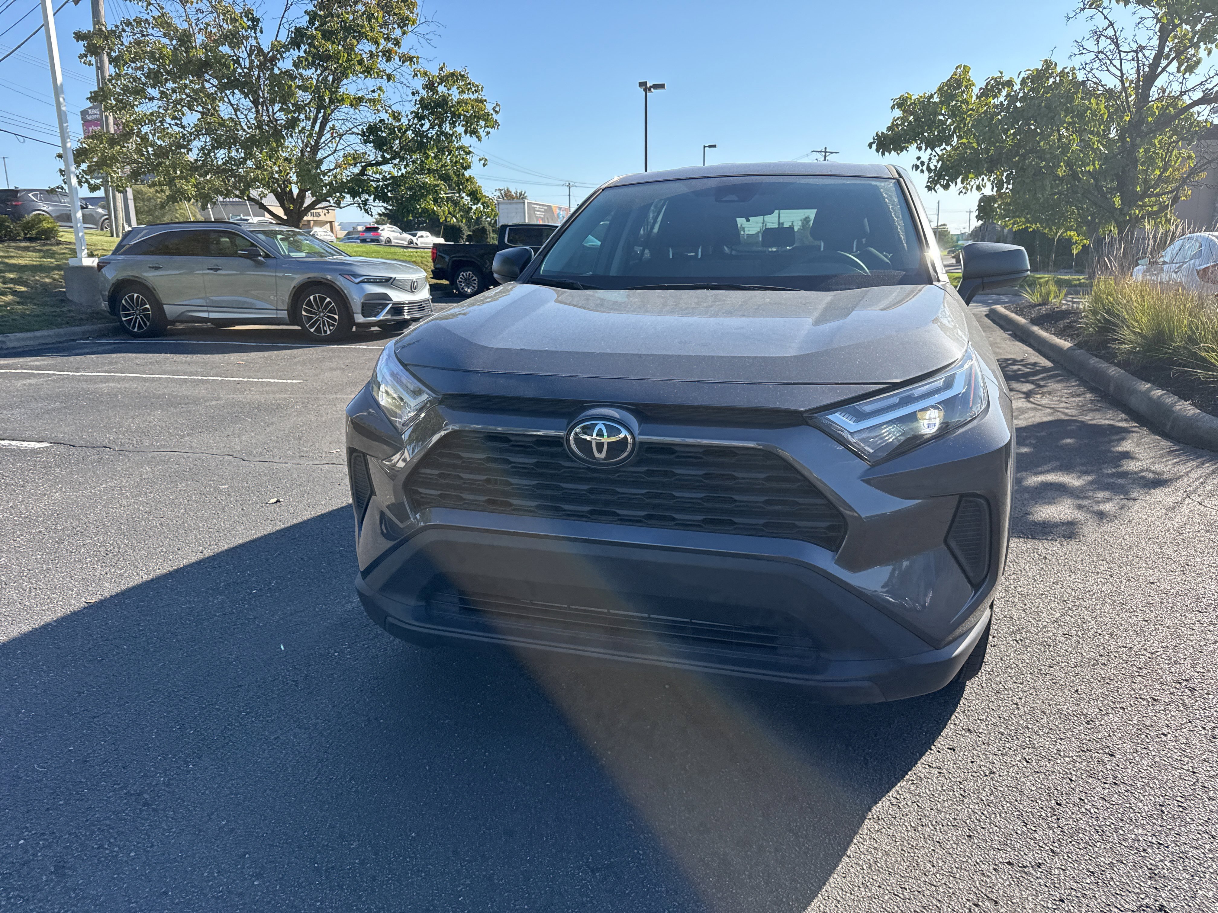 Used 2023 Toyota RAV4 LE AWD/4WD image 14