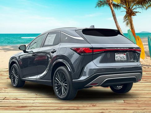 Used 2025 Lexus RX 350h w/ Convenience Package AWD/4WD image 4