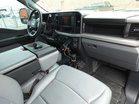 Used 2024 Ford F550 4x4 SuperCab Super Duty image 29