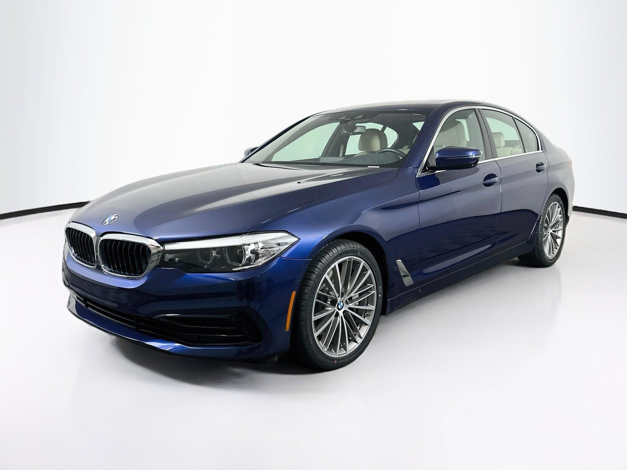 Used 2019 BMW 530i w/ Premium Package RWD image 3