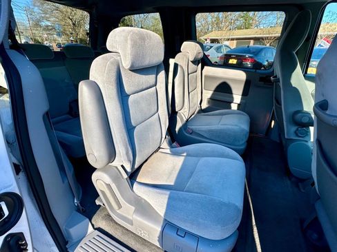 Used 2005 Ford Freestar SES image 16