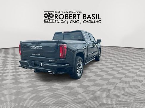 Used 2024 GMC Sierra 1500 Denali Ultimate AWD/4WD image 8