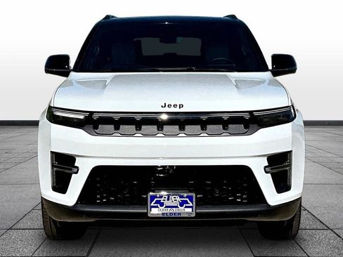 New 2026 Jeep Grand Wagoneer Summit AWD/4WD image 5