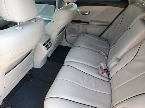 Used 2013 Toyota Venza XLE w/ XLE Premium Pkg AWD/4WD image 22