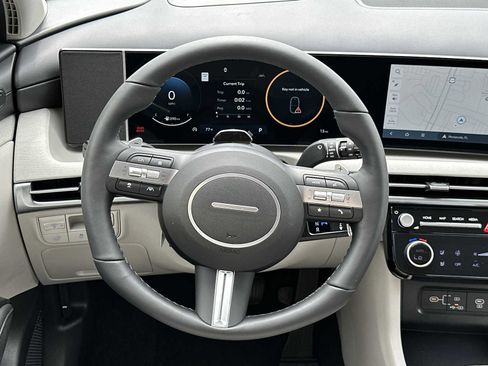 New 2026 Hyundai Tucson Limited w/ Tow & Go Package FWD image 12