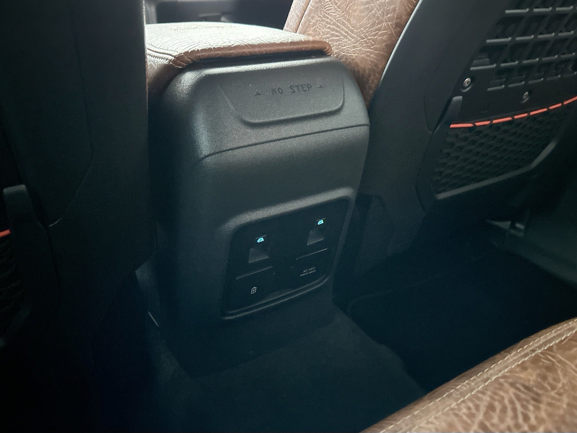 Used 2023 Ford Bronco Raptor AWD/4WD image 24