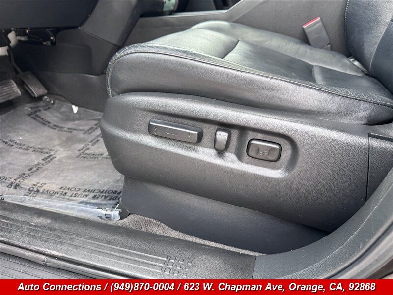 Used 2010 Honda Pilot Touring image 27