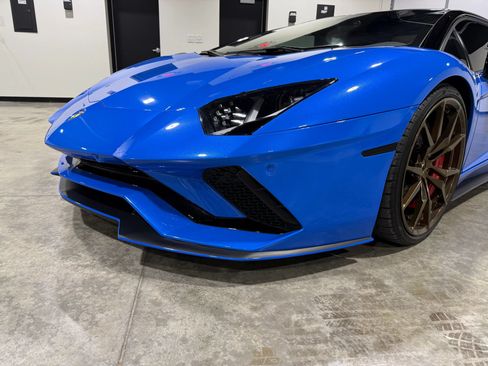 Used 2018 Lamborghini Aventador S AWD/4WD image 40