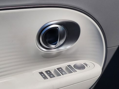 New 2026 Hyundai Ioniq 9 S image 17