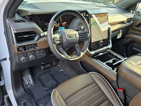 New 2026 GMC Yukon Denali Ultimate AWD/4WD image 17
