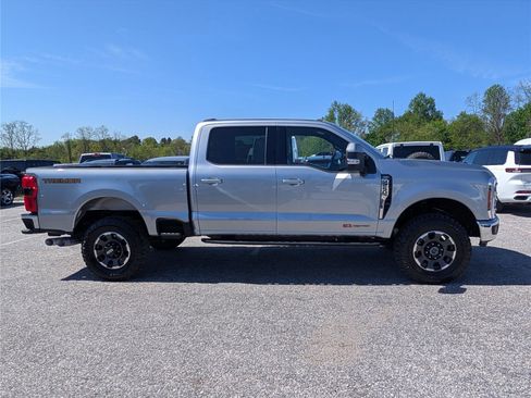 Used 2023 Ford F250 Lariat w/ Tremor Off-Road Package image 6