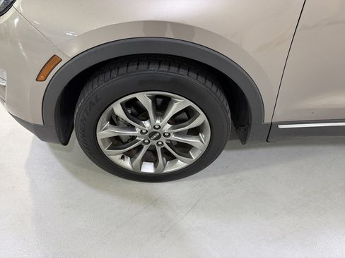 Used 2019 Lincoln MKC Select w/ Select Plus Package image 9