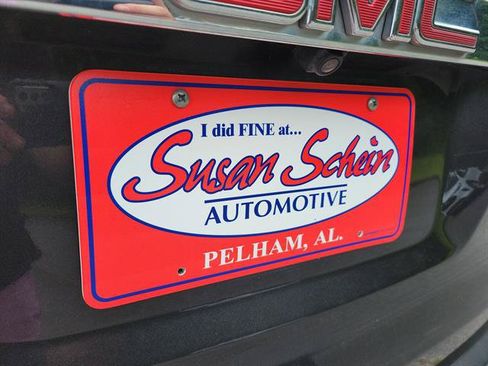 Used 2017 GMC Acadia SLT FWD image 28