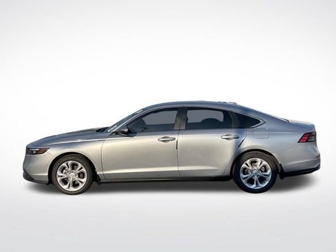 Used 2025 Honda Accord LX image 2