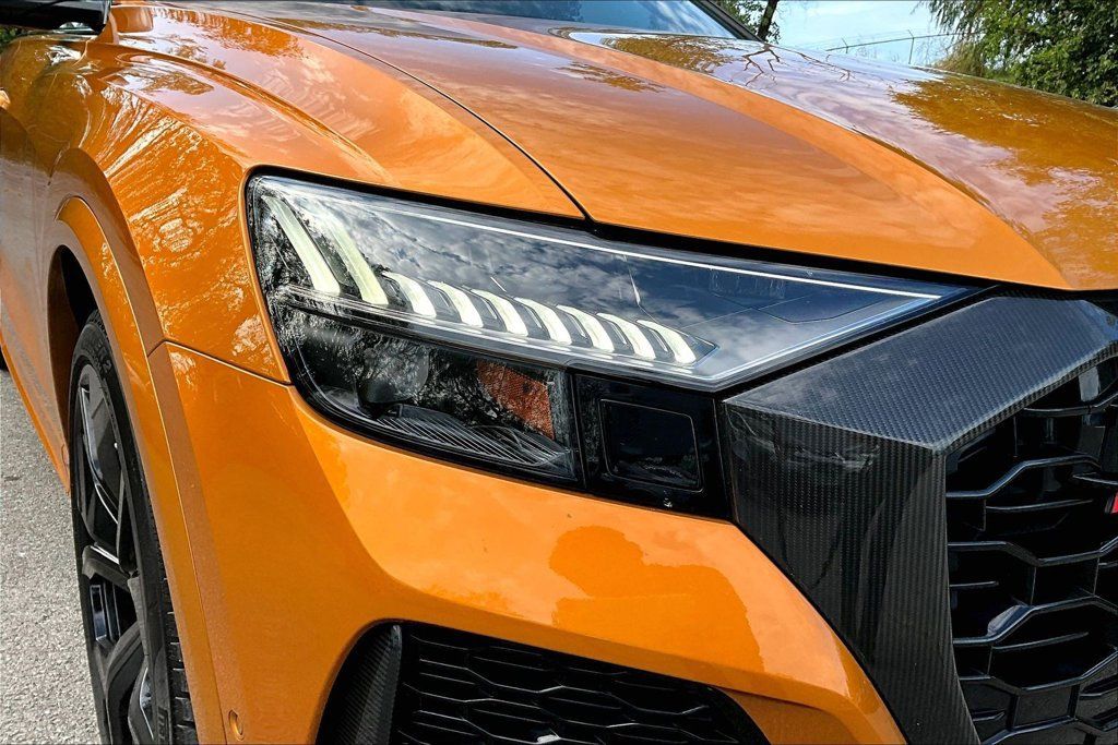Used 2021 Audi RS Q8 w/ Carbon Optic Package AWD/4WD image 38