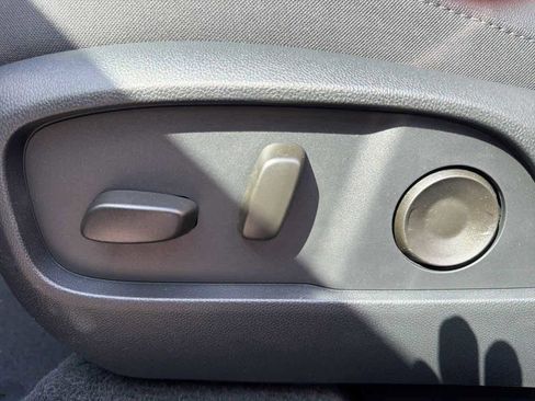 New 2026 Chevrolet Equinox LT w/ Convenience Package II image 17