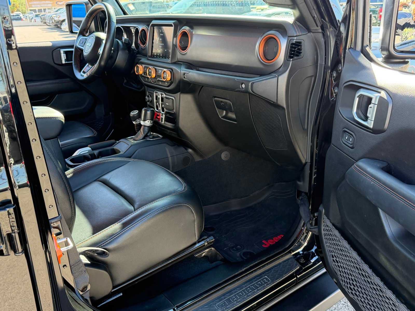 Used 2022 Jeep Gladiator Mojave w/ LED Lighting Group AWD/4WD image 29