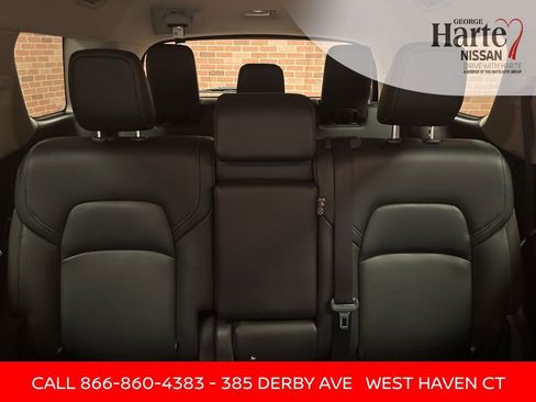 Certified 2023 Nissan Pathfinder SL image 31